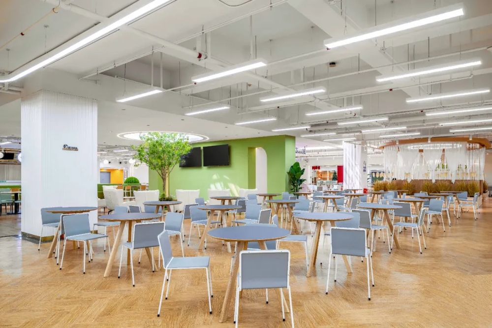 上海由由世紀(jì)廣場B1美食城