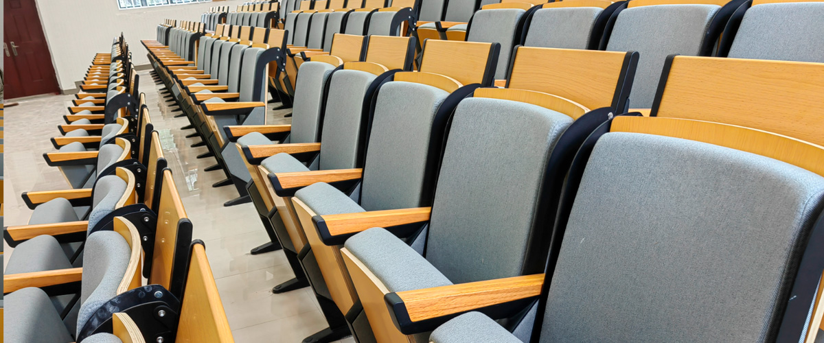 嶺南師范學(xué)院（湖光校區(qū)）